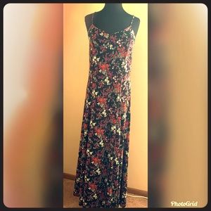 Full Tilt XL Sleeveless Floral Maxi Dress - NWOT